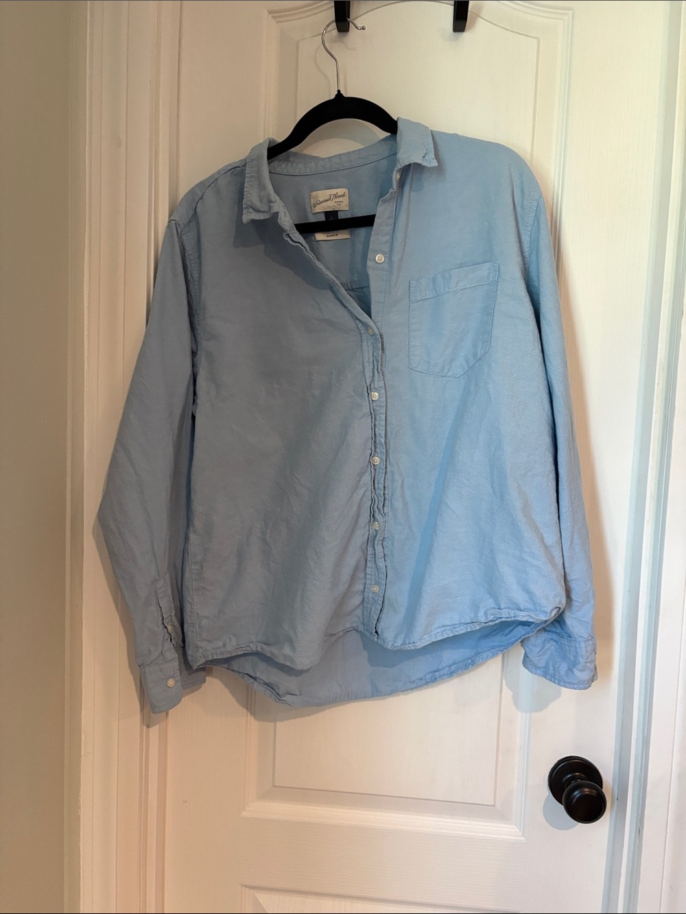 Universal Thread Light Blue Men's Button-Up Shirt